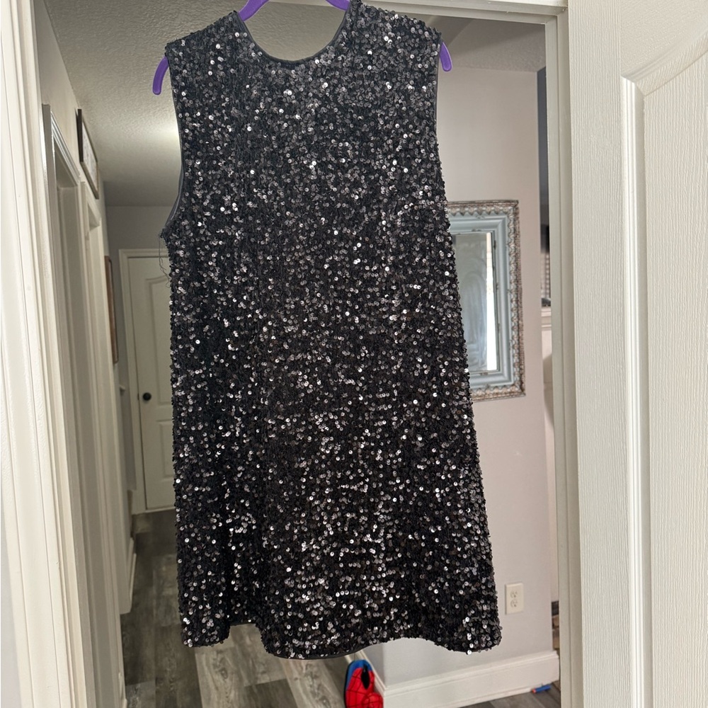 H&M Black Sequin Dress with White Bow - Picture 2 of 2